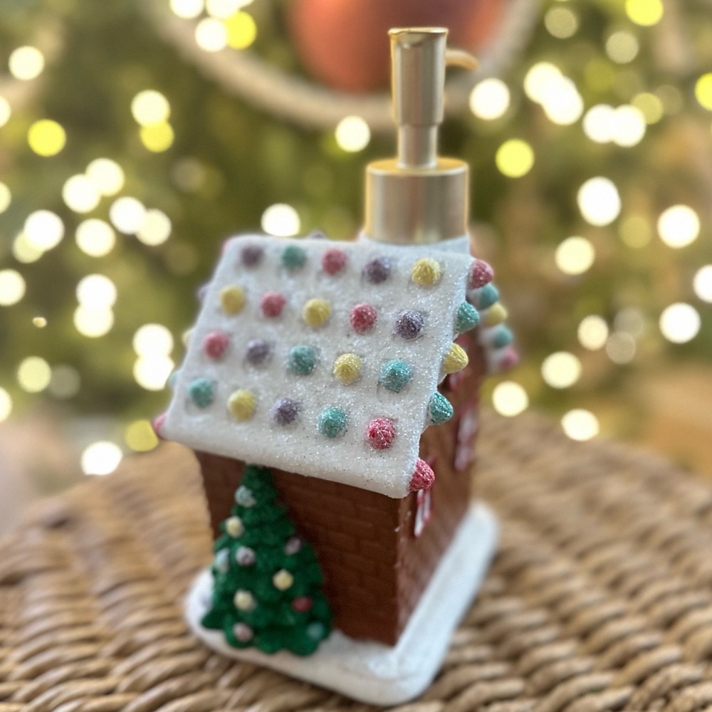 Caro Christmas gingerbread house Santa soap dispenser bathroom kitchen novelty - Picture 7 of 8